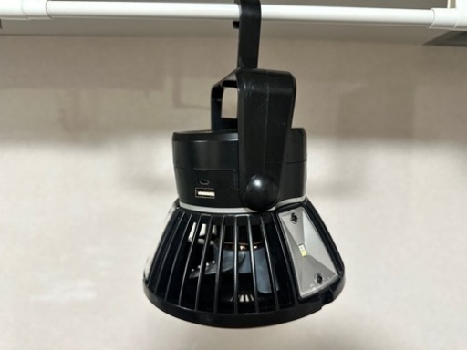 soldです！何処でも使えるLED照明、救難信号点滅付き扇風機