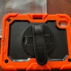 超値下げ！　肩からかけれるショルダーストラップ付き　i pad mini 6 カバーの画像