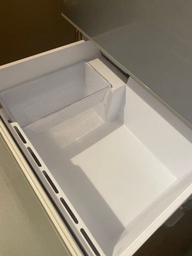 AQUA 冷蔵庫　19年製　272L  AQR-27H 