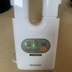 アイリスオーヤマ くつ乾燥機　ホワイトIRIS OHYAMA　脱臭くつ乾燥機カラリエ KSD-C1-Wの画像