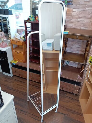 スタンドミラー　背面収納付き　サイズ（約）幅３０×奥４６×高１５４　　■近隣配送無料 買取GO‼　栄和店