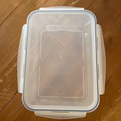 タッパー容器　213×297×高さ104mm