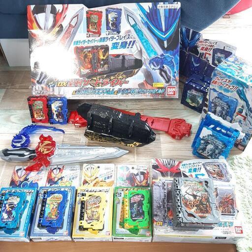 仮面ライダーセイバー　変身ベルトDX聖剣ソードライバー