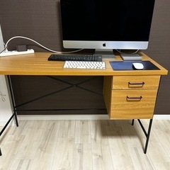 （お話し中）デスク　120cm 若干傷ありの画像