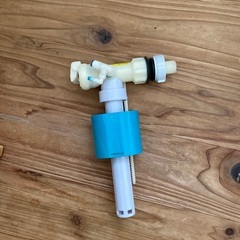 トイレタンクの備品の画像