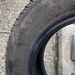 145r12 中古タイヤ　5部山の画像