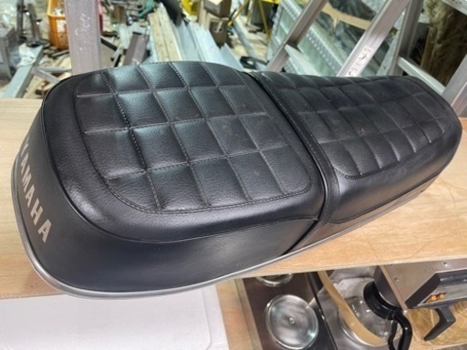 RD400 純正シート　1976年式