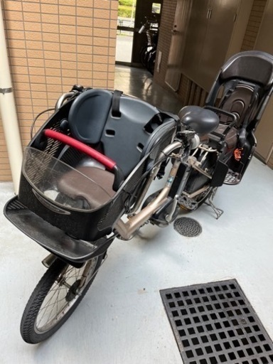 【引渡し決定】20インチ　電動自転車　バッテリー充電器つき