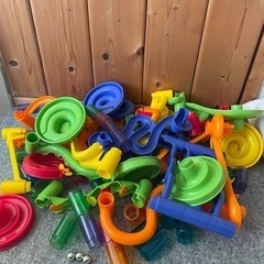 知育玩具　組み立て　おもちゃ
