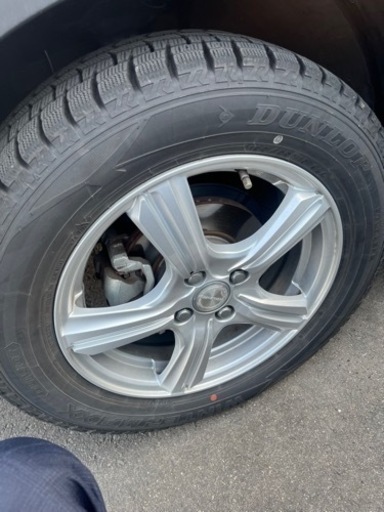 トヨタ　ライズ　冬タイヤ　DL195/65R16