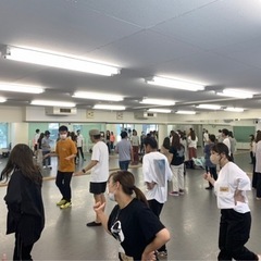 今流行りの踊りを踊るよ〜♪♪ 初心者メインのダンスサークル🕺