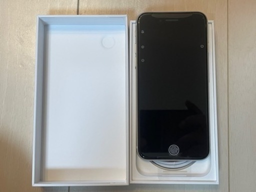 『値下げ】新品未使用 iPhone SE 第３世代　64GB
