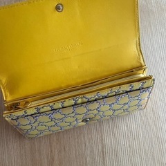 ツモリチサトキャリー  長財ビジュー はがれの画像