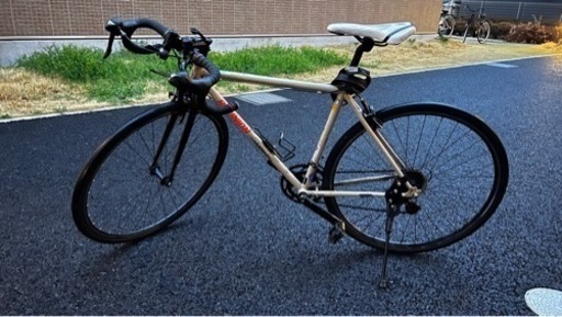 ロード　自転車　軽い　安い