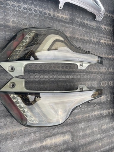 トヨタアクア用 ブァレンティテールランプ