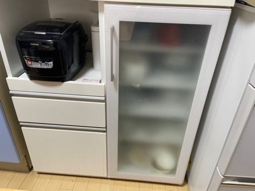 ニトリ　食器棚
