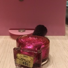 ANNA SUI アナスイ　初代ハート型ボトル　赤ラメのマニキュアの画像
