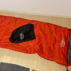 【決まりました】LEEPWEI 寝袋　封筒型　レッド　美品