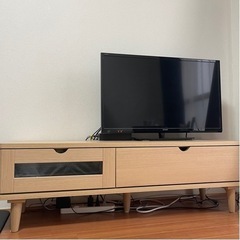 テレビボードの画像
