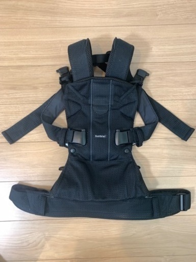 抱っこ紐　ベビービョルン　ベビーキャリアONEKAI