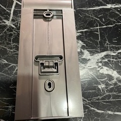 ダイソン壁掛けホルダー　新品未使用の画像