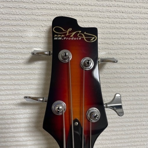 ベースギター　5000円