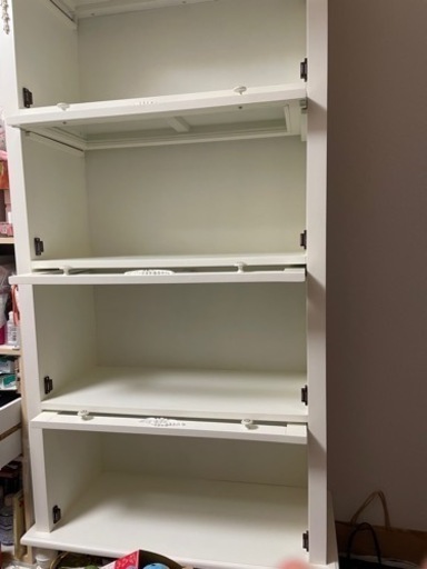 白家具　本棚　ガラス扉