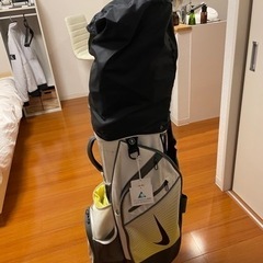NIKEゴルフバックセット(クラブ一式込み)の画像