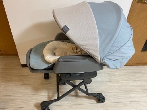 コンビ　ネムリラ　電動ベビーラック　ハイローチェア