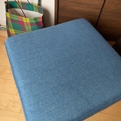 ソファ　オットマンの画像