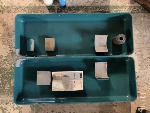 電動ハンマー makita HM1303 中古