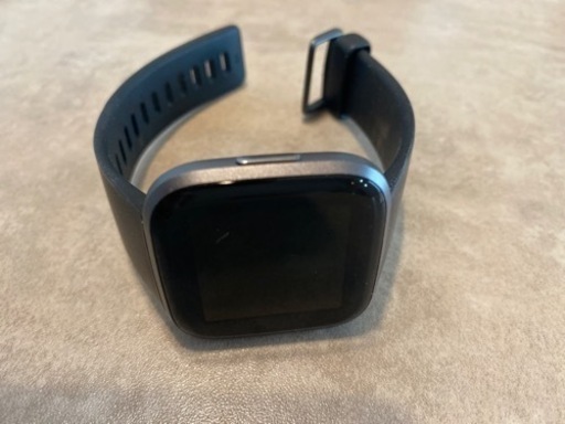 【30%OFFです！】Fitbit versa2 スマートウォッチ　2.3万で購入