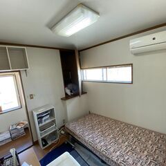 【契約者さん、決まりました！】（やや廃墟ですw）三重県松阪市高町・1階の2部屋を直せば普通に住めますが、倉庫＆事務所としてでも良いと思う2階建て一軒屋の戸建て物件！！  − 三重県