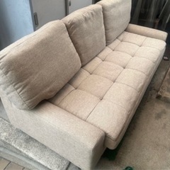 逆に1000円お支払いするので引き取ってください！　3人掛け　ソファの画像