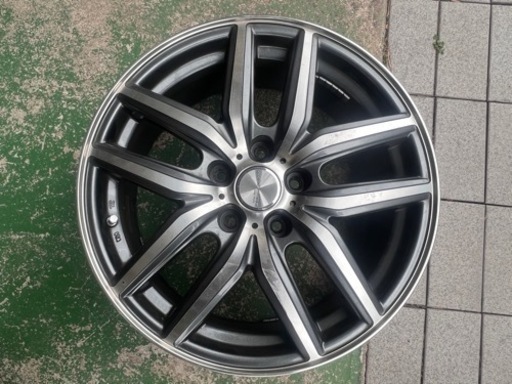 社外のアルミホイール4本