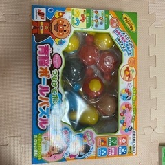 アンパンマン　ムニュッとつなげてぽん！