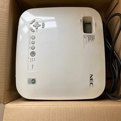 プロジェクターNEC NP905 譲ります