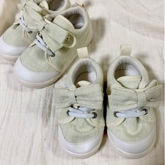 【ほぼ新品】【16㎝のみあります】conoco子供シューズ