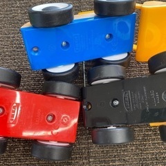 IKEA リラブー LILLABO 車 木製 のりもの おもちゃの画像