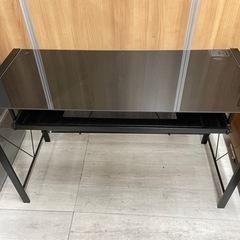✨ニトリPCデスク ガラステーブル ✨