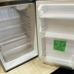 2011年式冷凍冷蔵庫 SANYO SR-111U(SB)の画像
