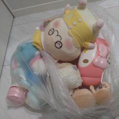 ぬいぐるみなど