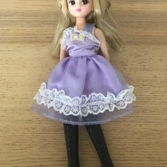 リカちゃんハウス&小物&リカちゃん3体の画像
