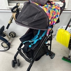 【取引中】Aprica ベビーカー　B型　限定色　レインカバー2枚付の画像