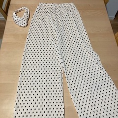 【未使用】プリーツパンツ　ヘアバンド付き