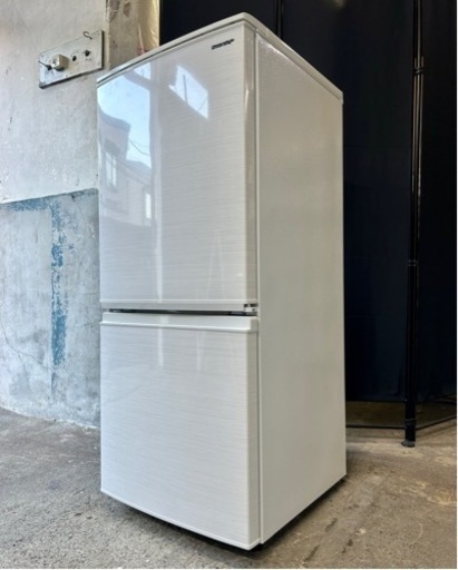 札幌市内配送無料 美品 19年製 SHARP シャープ 137L 2ドア冷蔵庫 SJ-D14E-W