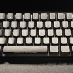 Bluetoothゲーミングキーボード ASUS M601の画像