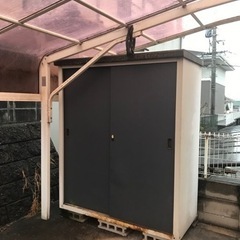 物置き　室外