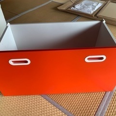 ★ 完成品です。IKEA イケア　FRITIDS 赤1点　