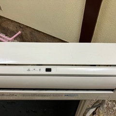 東芝エアコン 100V 4kw 売ります